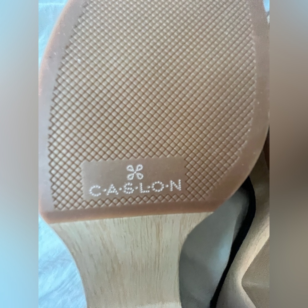 Nordstrom Caslon Ursula slip on sandals size 8M - Picture 9 of 13